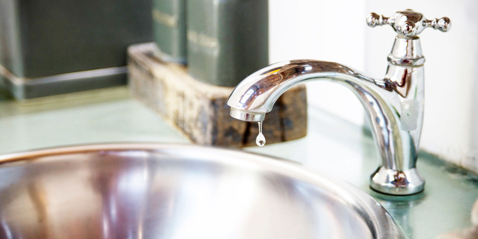 How to Fix a Leaky Faucet